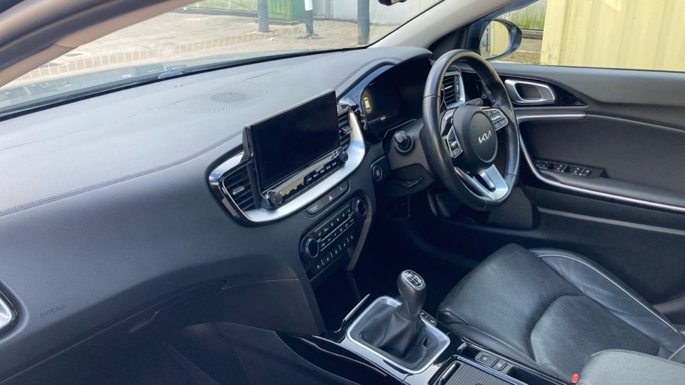 Kia Xceed 1.5T GDi ISG 4 5dr Petrol Hatchback - Image 9