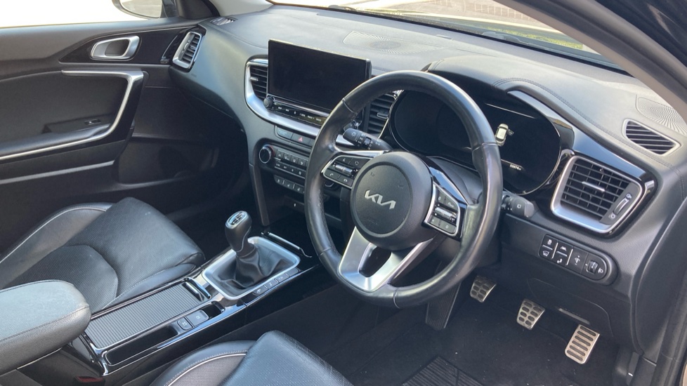 Kia Xceed 1.5T GDi ISG 4 5dr Petrol Hatchback - Image 11