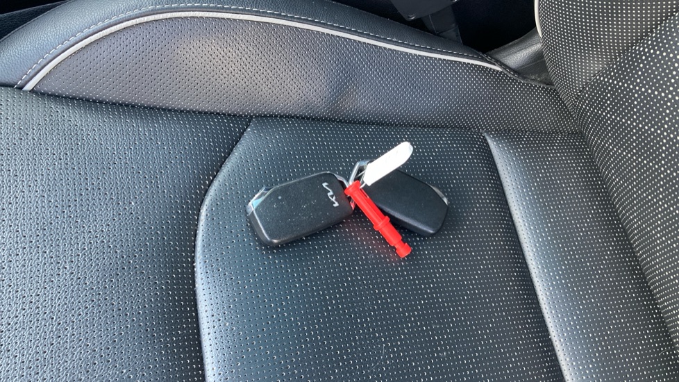 Kia Xceed 1.5T GDi ISG 4 5dr Petrol Hatchback - Image 20