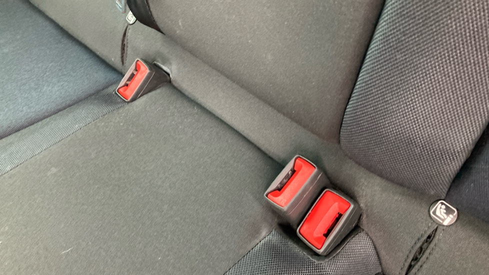SEAT Arona 1.0 TSI 110 FR 5dr Petrol Hatchback - Image 17