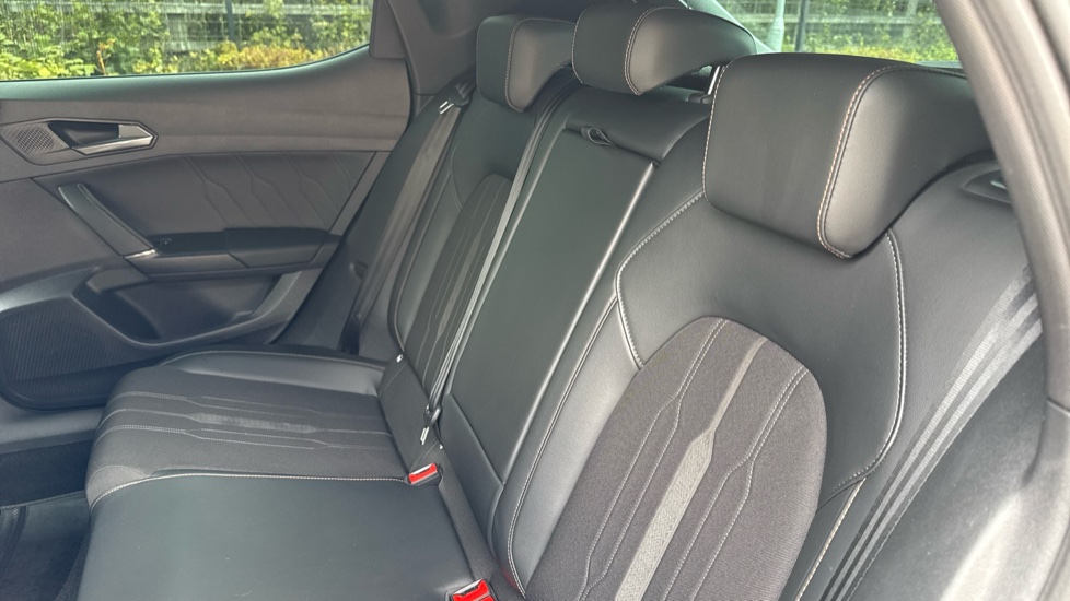 CUPRA Leon 2.0 TSI VZ1 5dr DSG Petrol Hatchback - Image 23