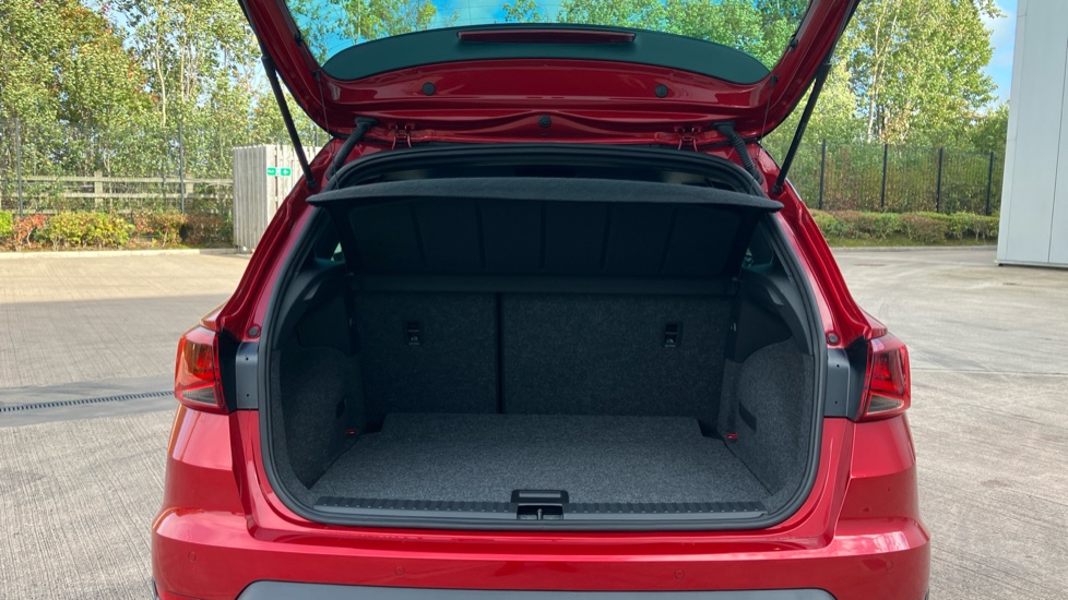 SEAT Arona 1.0 TSI 110 FR 5dr DSG Petrol Hatchback - Image 4