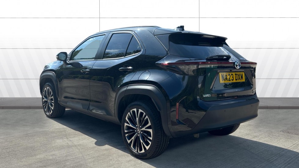 Toyota Yaris Cross 1.5 Hybrid Excel AWD 5dr CVT Hybrid Estate - Image 2