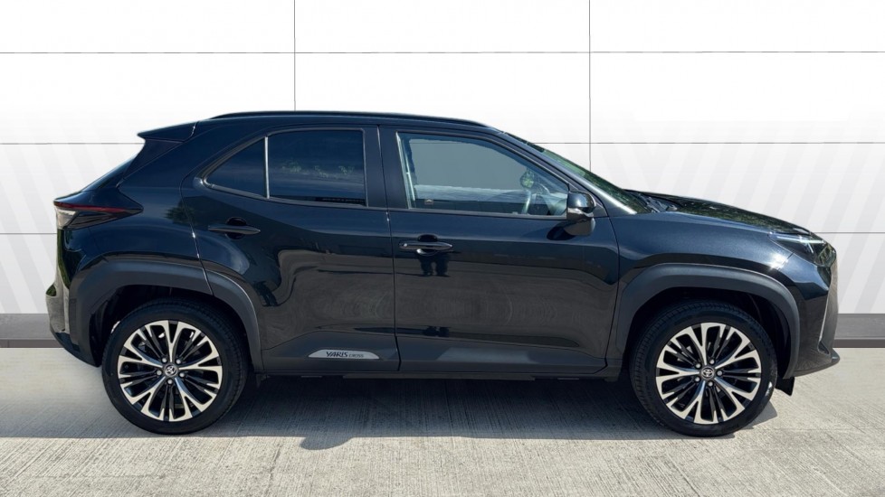 Toyota Yaris Cross 1.5 Hybrid Excel AWD 5dr CVT Hybrid Estate - Image 5