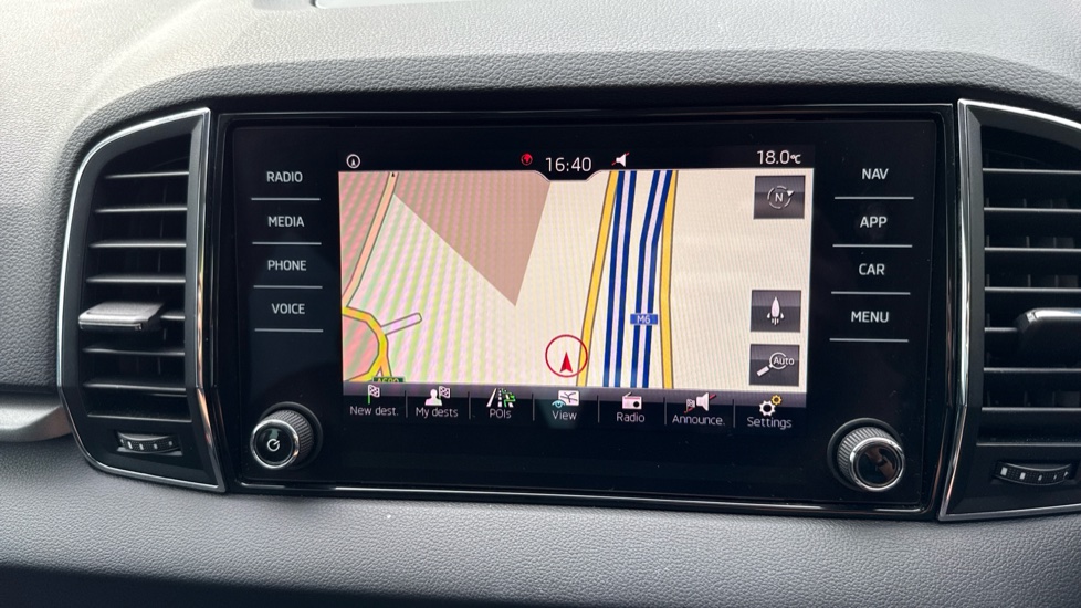 Skoda Karoq 1.5 TSI SE Technology 5dr DSG Petrol Estate - Image 22