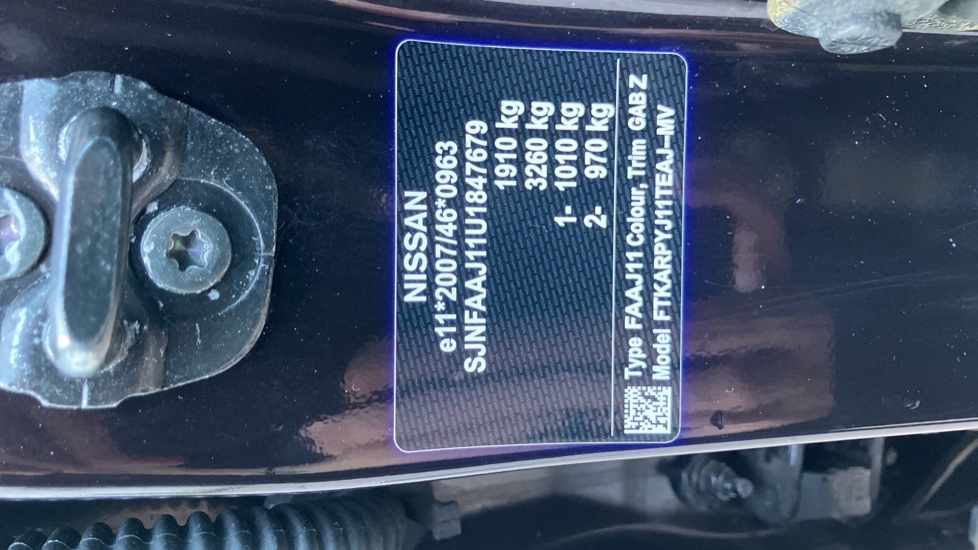 Nissan Qashqai 1.5 dCi N-Vision 5dr Diesel Hatchback - Image 41