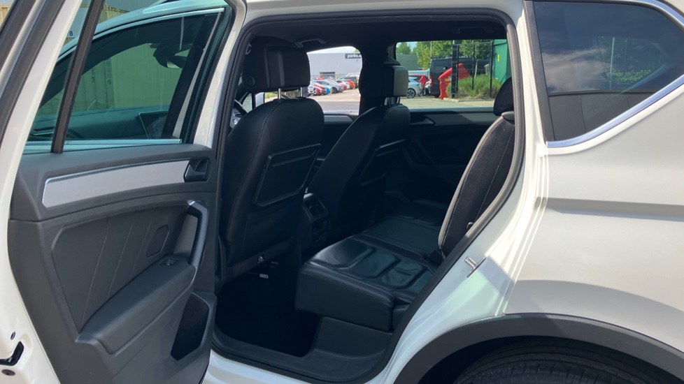 SEAT Tarraco 1.5 EcoTSI Xcellence Lux 5dr Petrol Estate - Image 16