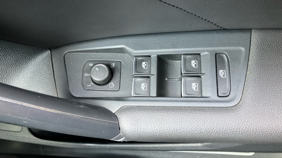 SEAT Tarraco 1.5 EcoTSI Xcellence Lux 5dr Petrol Estate - Image 40