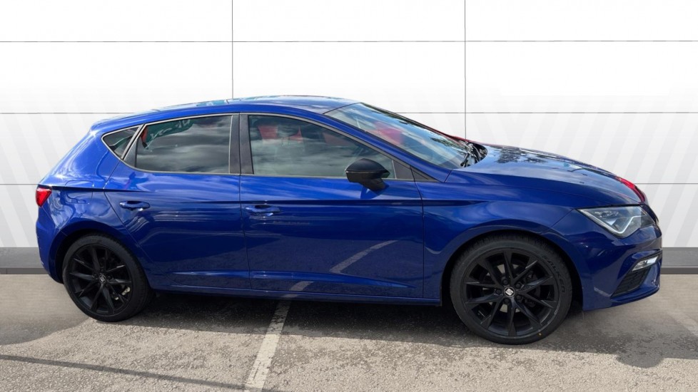 SEAT Leon 1.5 TSI EVO 150 FR Black Edition [EZ] 5dr Petrol Hatchback - Image 5