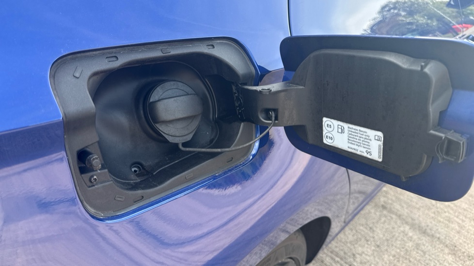 SEAT Leon 1.5 TSI EVO 150 FR Black Edition [EZ] 5dr Petrol Hatchback - Image 23
