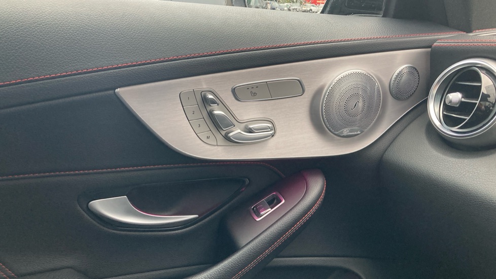 Mercedes-AMG C-Class C43 4Matic Night Ed Premium Plus 2dr 9G-Tronic Petrol Coupe - Image 27