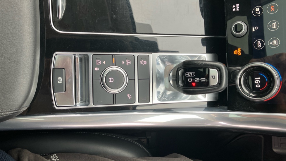 Land Rover Range Rover Sport 3.0 D300 HSE Silver 5dr Auto Diesel Estate - Image 24