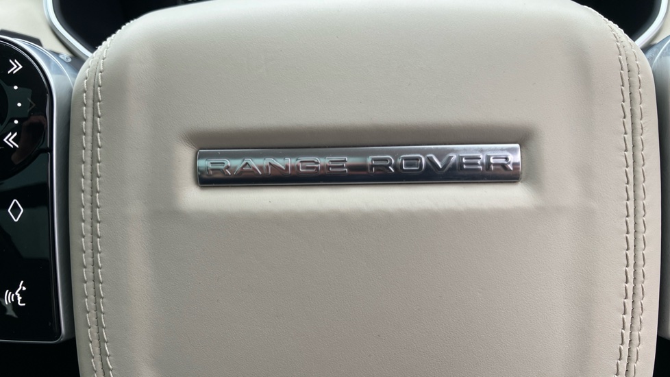 Land Rover Range Rover Sport 3.0 D300 HSE Silver 5dr Auto Diesel Estate - Image 33