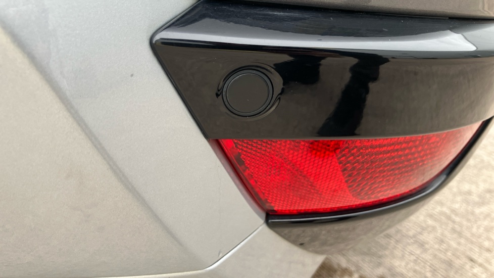 Land Rover Range Rover Sport 3.0 D300 HSE Silver 5dr Auto Diesel Estate - Image 55