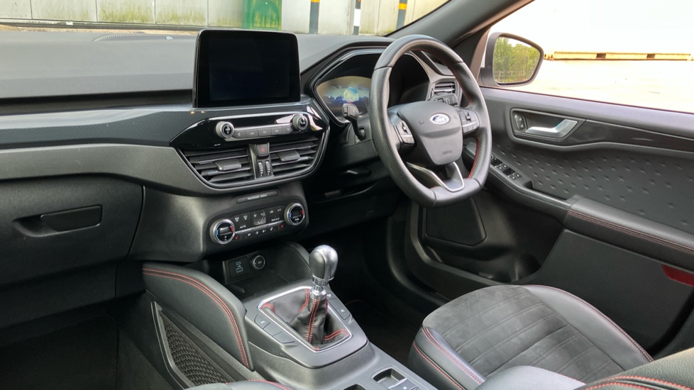 Ford Kuga 2.0 EcoBlue mHEV ST-Line 5dr Diesel Estate - Image 9