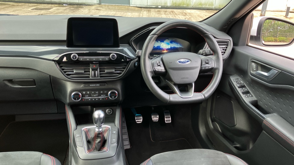 Ford Kuga 2.0 EcoBlue mHEV ST-Line 5dr Diesel Estate - Image 10