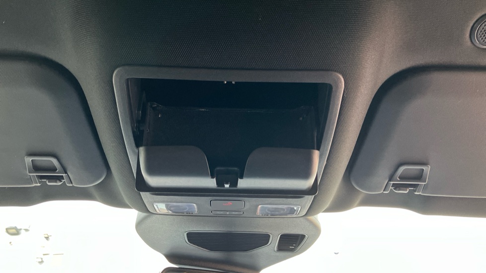 Ford Kuga 2.0 EcoBlue mHEV ST-Line 5dr Diesel Estate - Image 39