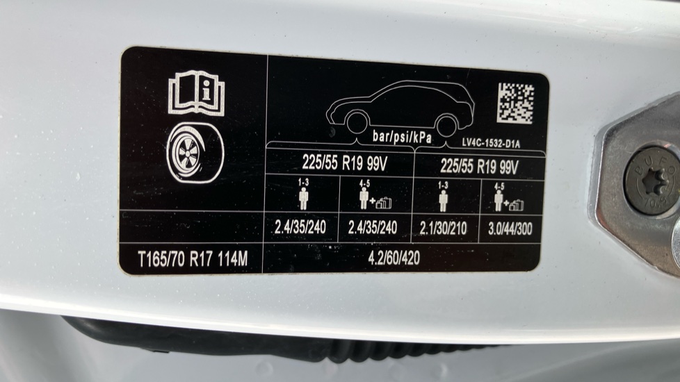 Ford Kuga 2.0 EcoBlue mHEV ST-Line 5dr Diesel Estate - Image 42