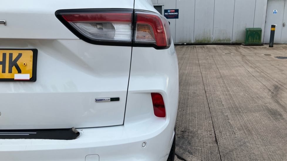 Ford Kuga 2.0 EcoBlue mHEV ST-Line 5dr Diesel Estate - Image 53