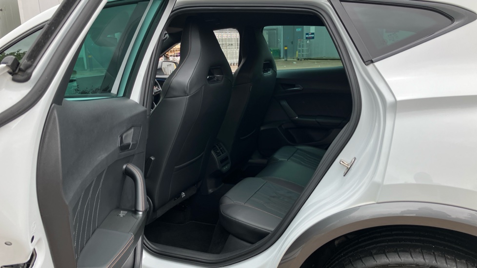 CUPRA Formentor 1.5 TSI 150 V2 5dr Petrol Estate - Image 16
