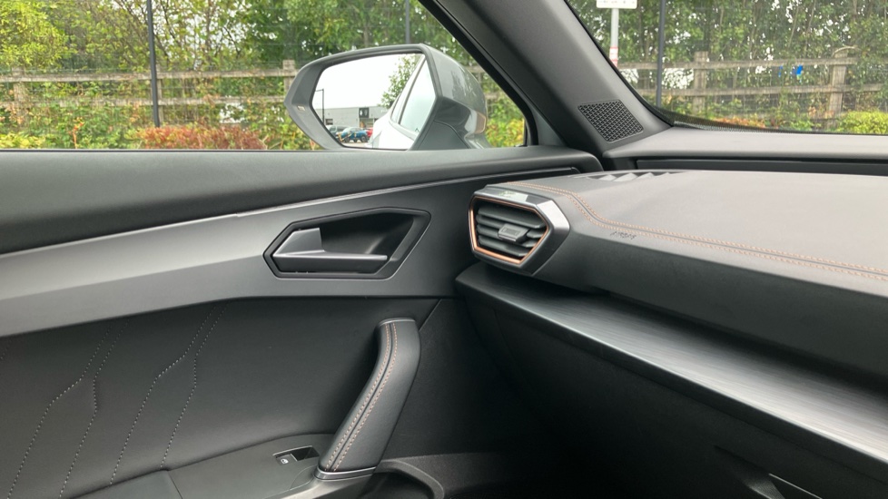 CUPRA Formentor 1.5 TSI 150 V2 5dr Petrol Estate - Image 22