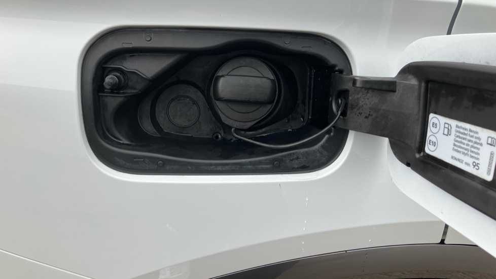 CUPRA Formentor 1.5 TSI 150 V2 5dr Petrol Estate - Image 47
