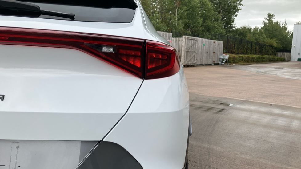 CUPRA Formentor 1.5 TSI 150 V2 5dr Petrol Estate - Image 54