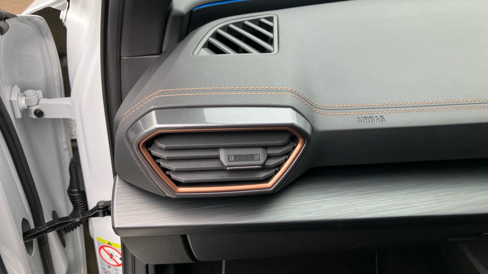CUPRA Formentor 1.5 TSI 150 V2 5dr Petrol Estate - Image 60
