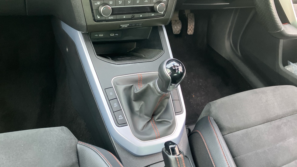 SEAT Arona 1.0 TSI 110 FR Sport 5dr Petrol Hatchback - Image 13
