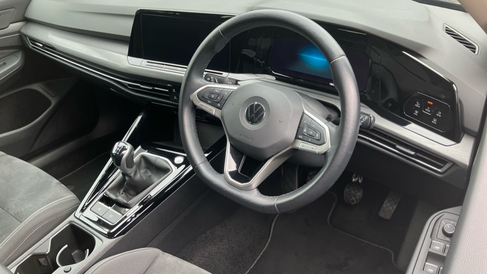 Volkswagen Golf 1.5 TSI Style Edition 5dr Petrol Hatchback - Image 11