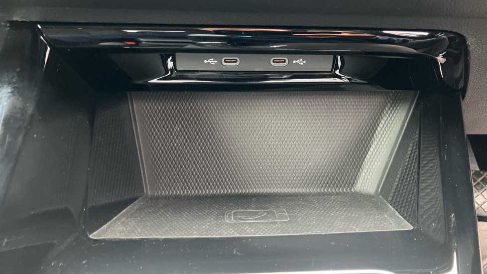 Volkswagen Golf 1.5 TSI Style Edition 5dr Petrol Hatchback - Image 23