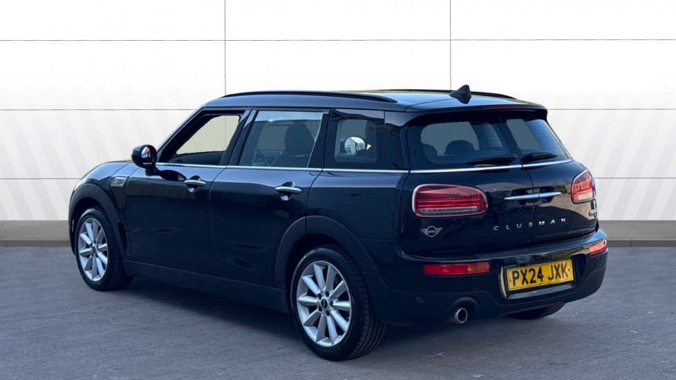 MINI Clubman 1.5 Cooper Classic 6dr Auto Petrol Estate - Image 2