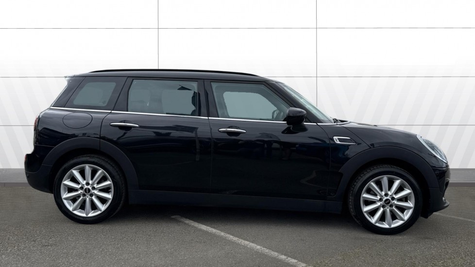 MINI Clubman 1.5 Cooper Classic 6dr Auto Petrol Estate - Image 5