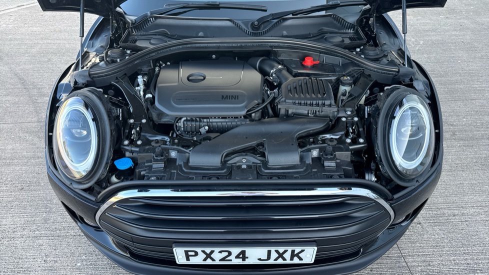 MINI Clubman 1.5 Cooper Classic 6dr Auto Petrol Estate - Image 8