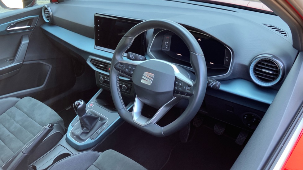 SEAT Arona 1.0 TSI 115 XPERIENCE Lux 5dr Petrol Hatchback - Image 11