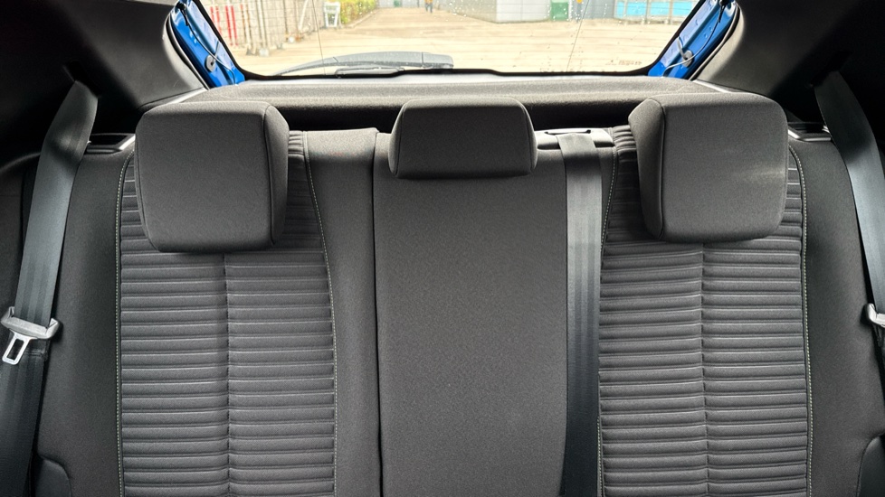 Peugeot 208 1.2 PureTech Active 5dr Petrol Hatchback - Image 15