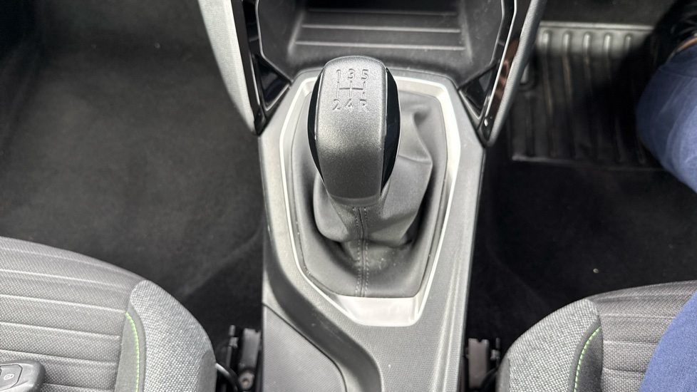 Peugeot 208 1.2 PureTech Active 5dr Petrol Hatchback - Image 25