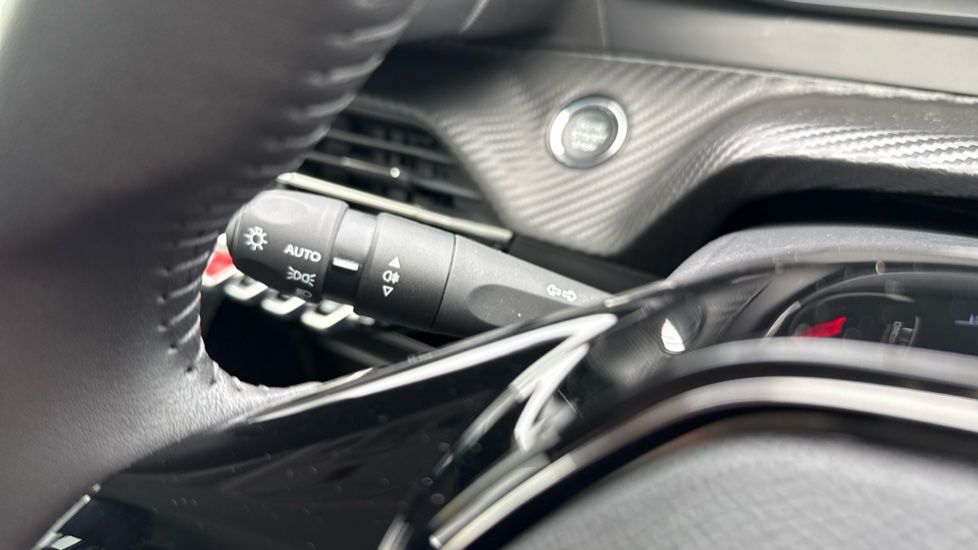 Peugeot 208 1.2 PureTech Active 5dr Petrol Hatchback - Image 29