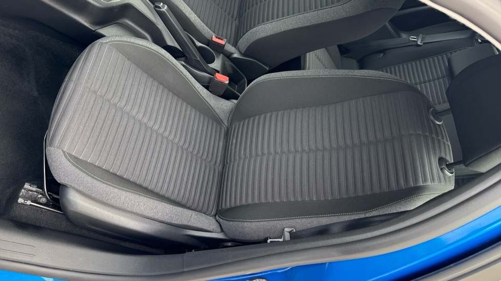 Peugeot 208 1.2 PureTech Active 5dr Petrol Hatchback - Image 42