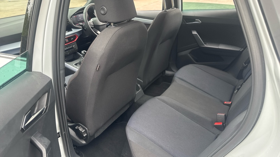SEAT Arona 1.0 TSI 115 FR 5dr Petrol Hatchback - Image 16