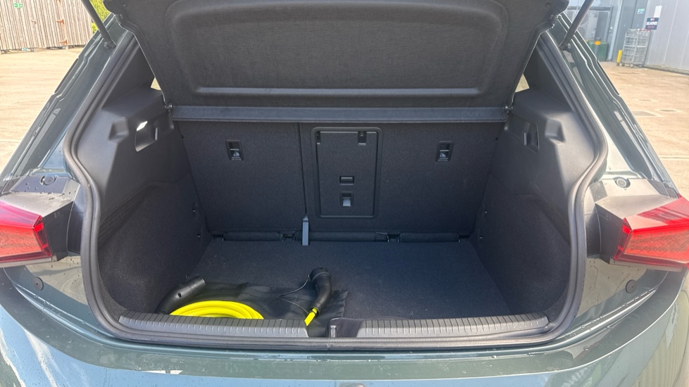 CUPRA Born 240kW e-Boost VZ 79kWh 5dr Auto Electric Hatchback - Image 4