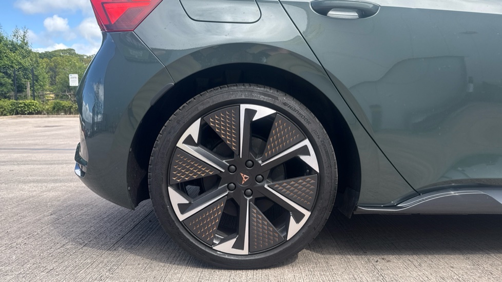 CUPRA Born 240kW e-Boost VZ 79kWh 5dr Auto Electric Hatchback - Image 7