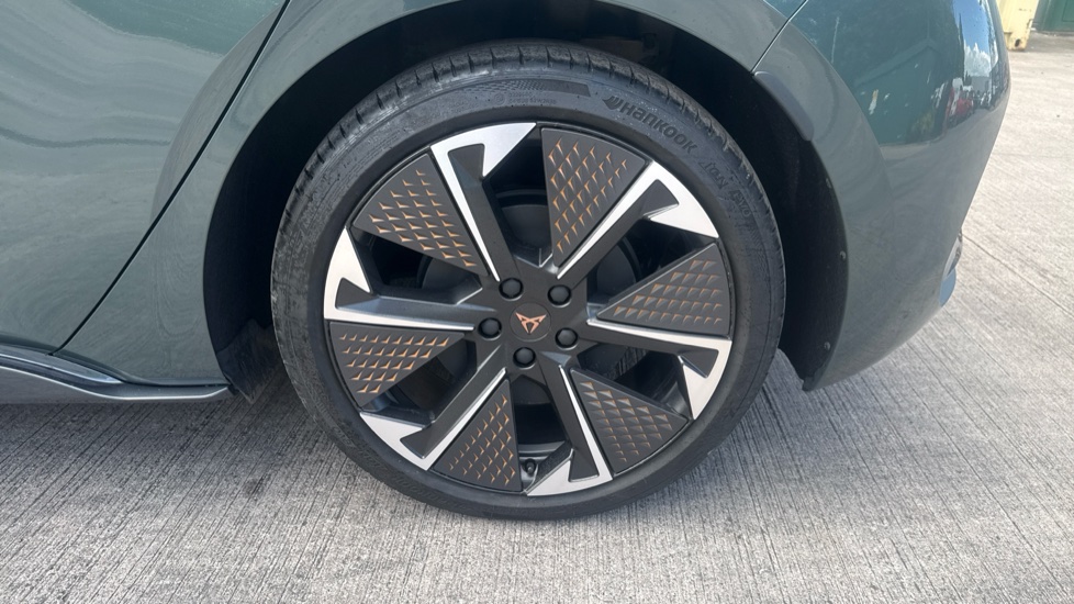CUPRA Born 240kW e-Boost VZ 79kWh 5dr Auto Electric Hatchback - Image 24