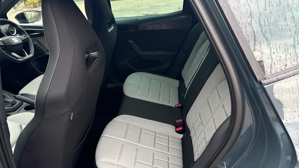 SEAT Arona 1.0 TSI 115 FR First Edition 5dr DSG Petrol Hatchback - Image 16