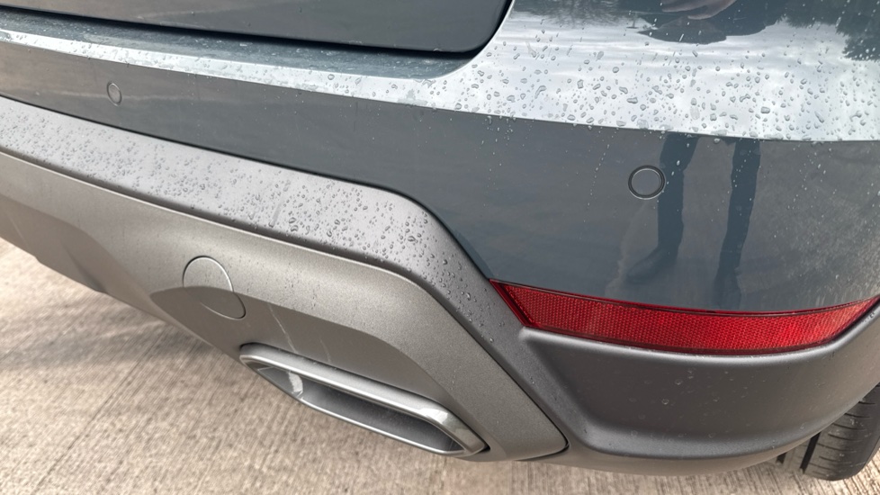 SEAT Arona 1.0 TSI 115 FR First Edition 5dr DSG Petrol Hatchback - Image 24