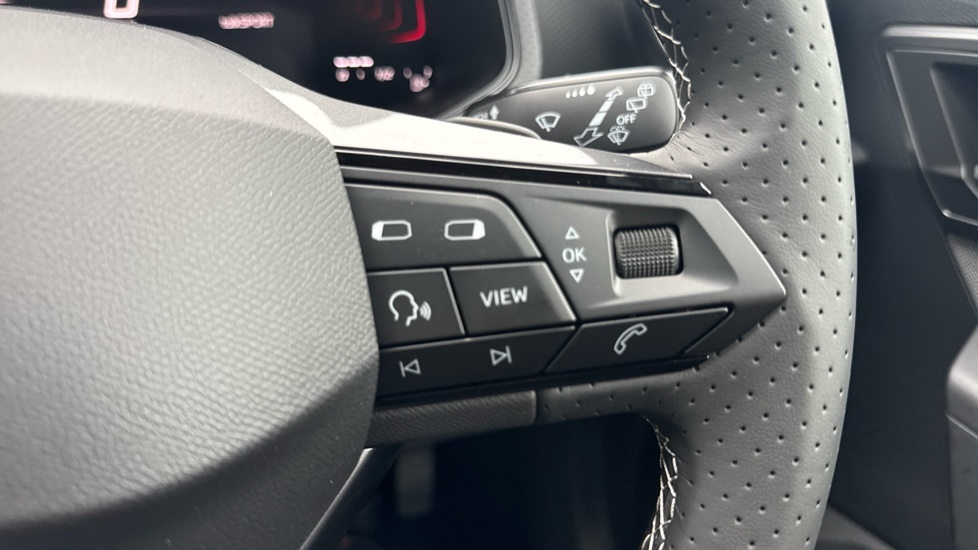 SEAT Arona 1.0 TSI 115 FR First Edition 5dr DSG Petrol Hatchback - Image 38