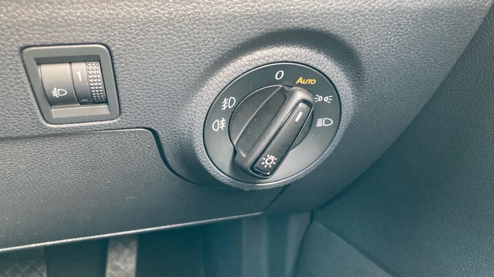 SEAT Arona 1.0 TSI SE Technology 5dr Petrol Hatchback - Image 23
