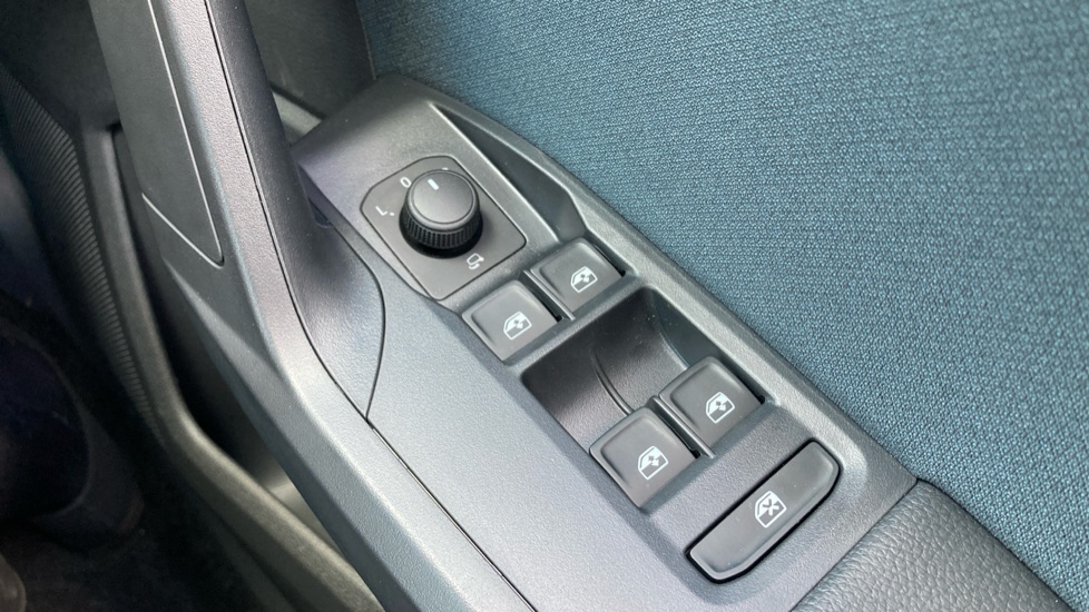 SEAT Arona 1.0 TSI SE Technology 5dr Petrol Hatchback - Image 24