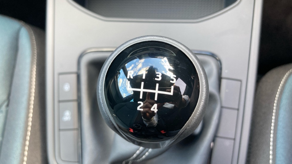 SEAT Arona 1.0 TSI SE Technology 5dr Petrol Hatchback - Image 30