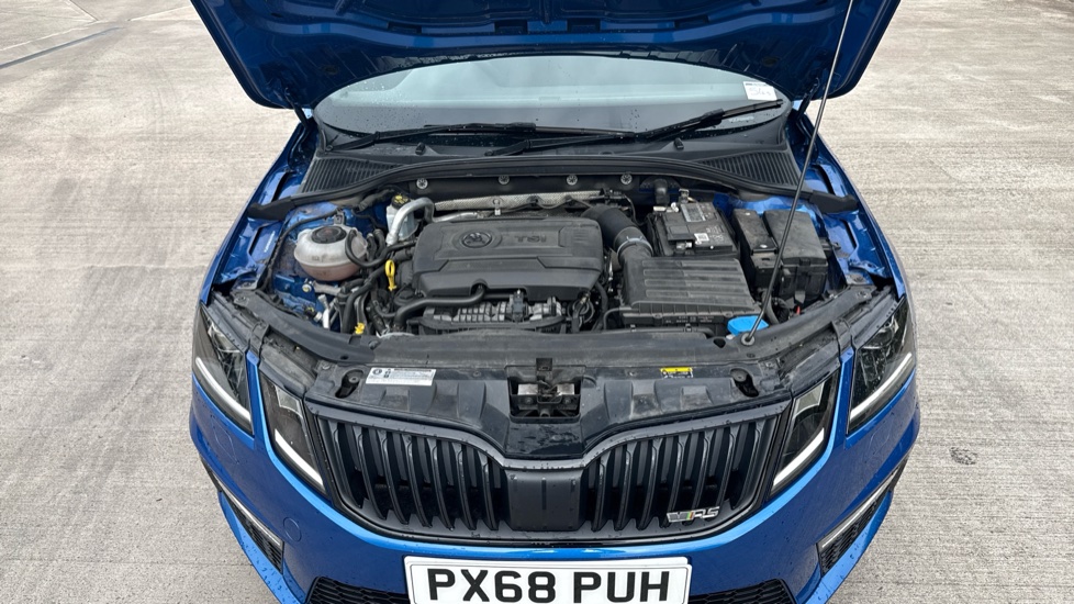 Skoda Octavia 2.0 TSI 245 vRS 5dr [Black Pack] Petrol Hatchback - Image 8
